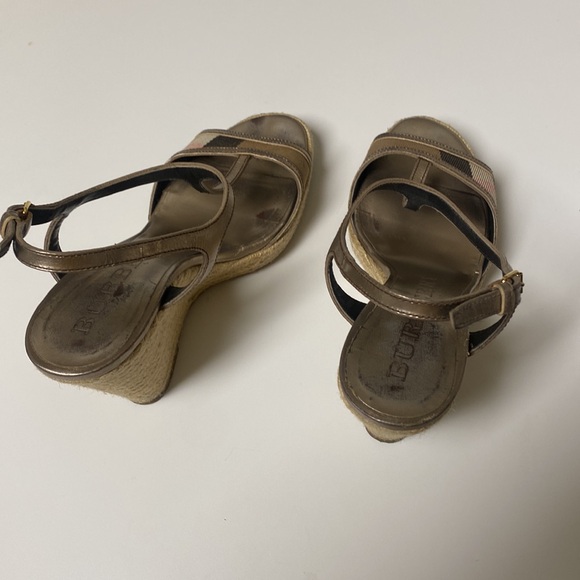 Burberry House Check Pattern Canvas Espadrille Wedge Heels - Picture 6 of 16